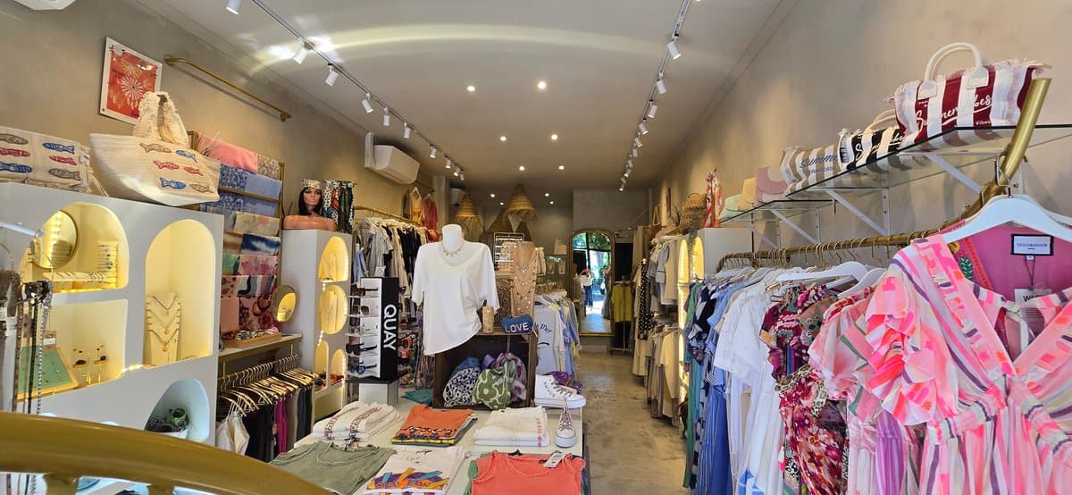 Concept store prêt-à-porter à vendre à Mougins (06) - photo 3