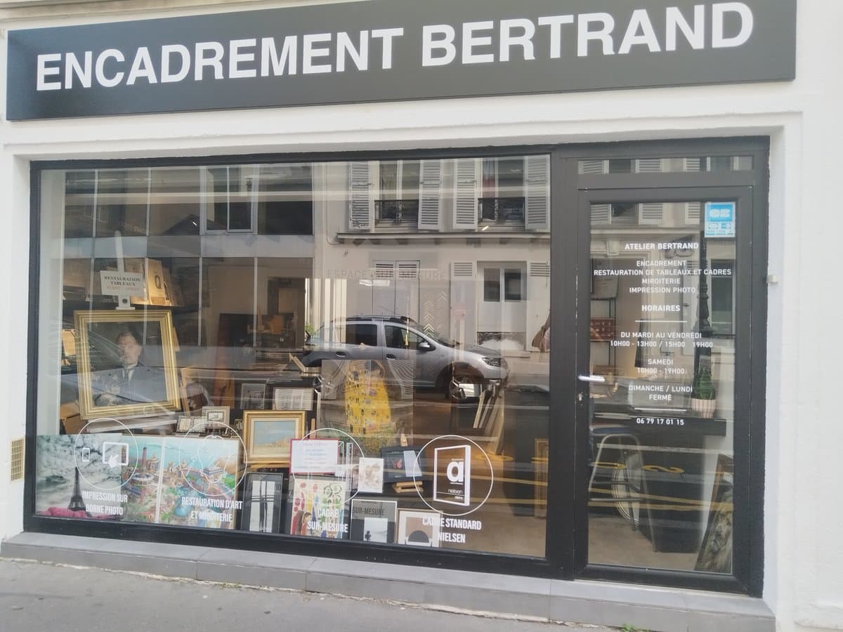 Atelier d'encadrement avec boutique à Puteaux (92)