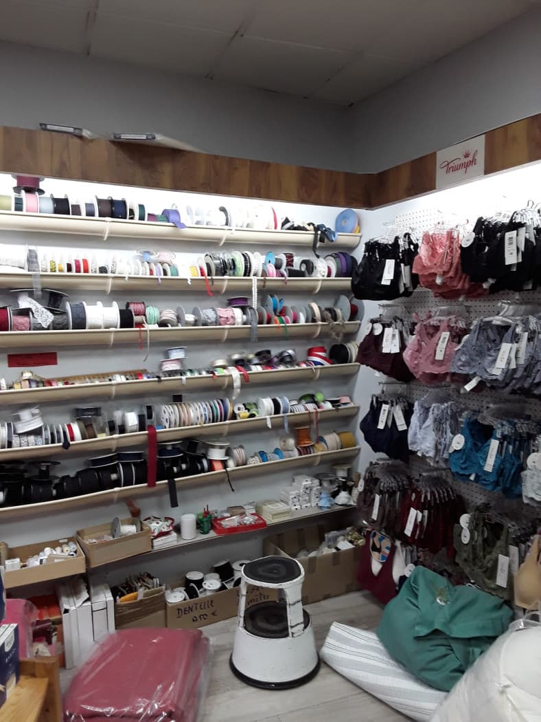 A vendre  mercerie - photo 2
