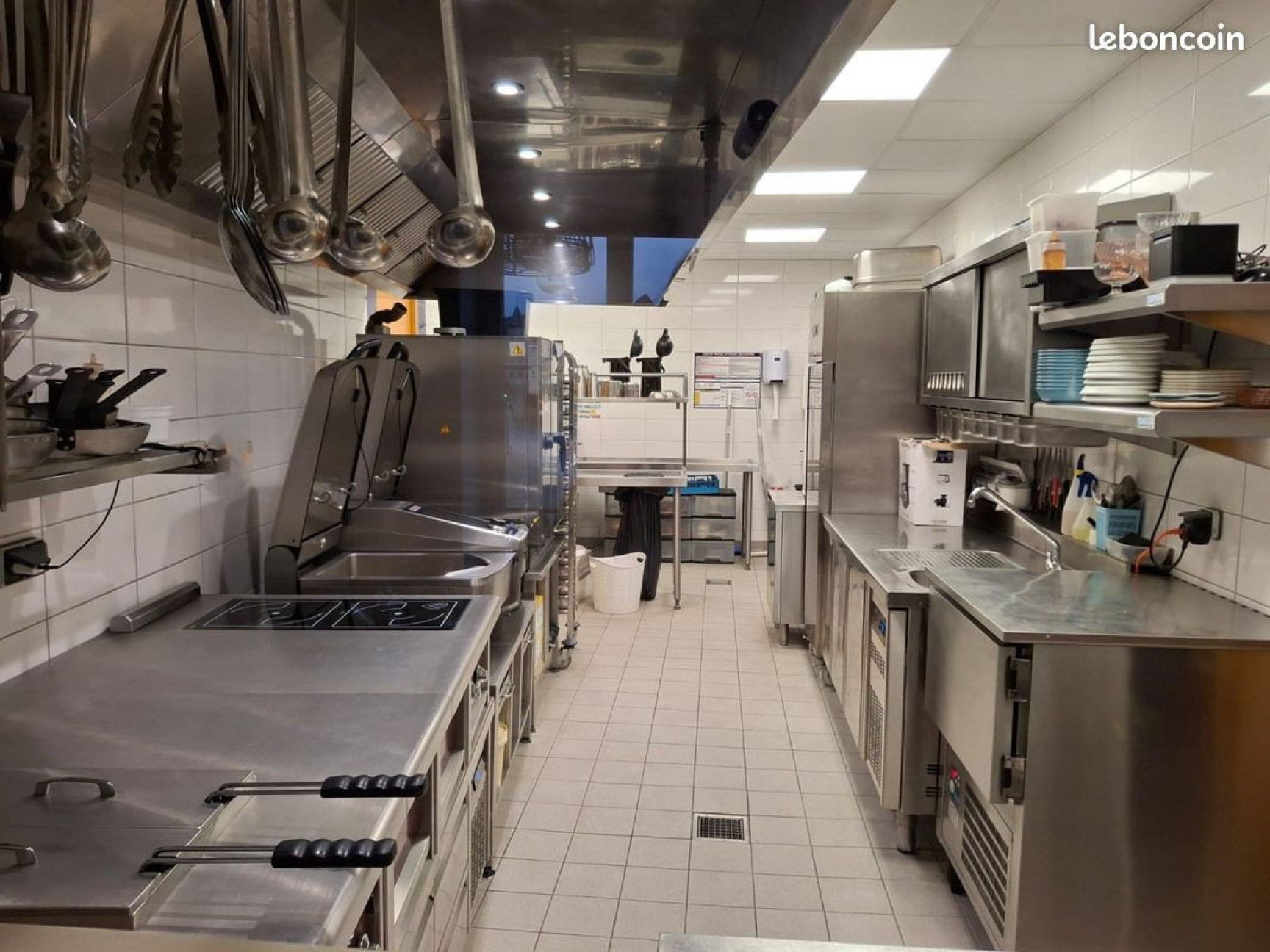 Vends fond de commerce de restaurant emplacement idéal