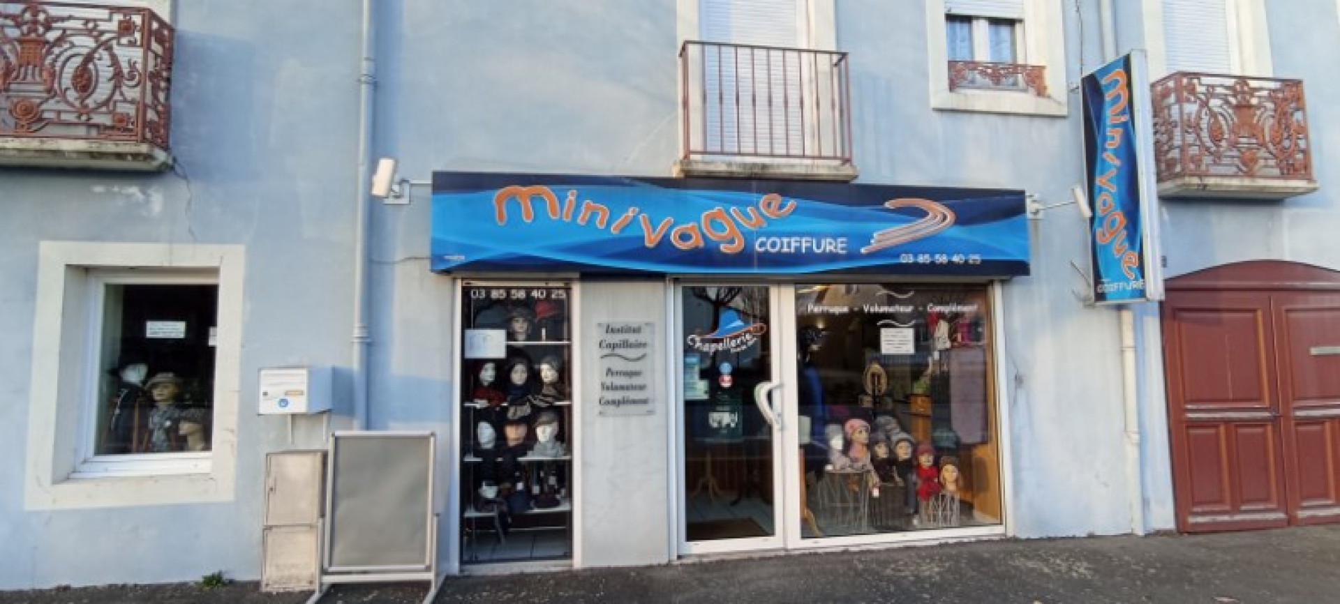 Coiffure, perruques médicales crée en 1997. Agrément cpamm